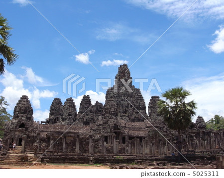 Bayon 5025311