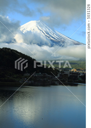 河口湖的百富士 5031326