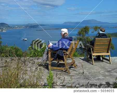 rest above the sea rest above the sea 5034055