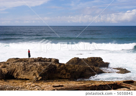 waiting woman waiting woman 5038841