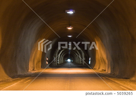 tunnel tunnel 5039265