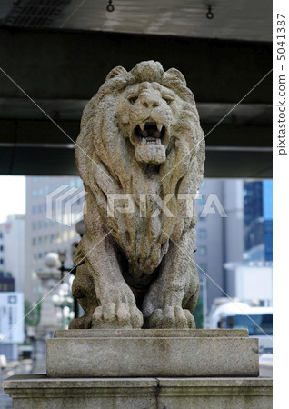 北部南部橋獅子雕像-2 5041387