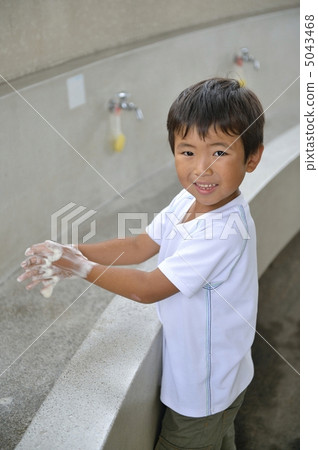 Hand wash 5043468