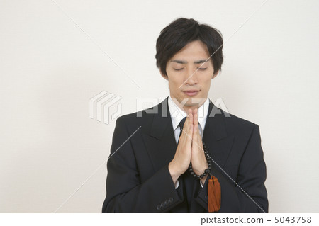 A funeral image 5043758