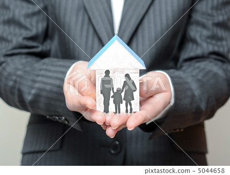 Introduction of homes (OL) Introduction of homes (OL) 5044658