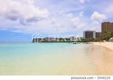 Vacation with beautiful sea Vacation with beautiful sea 5048220