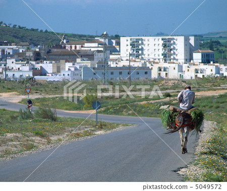 Spain light and shadows 5049572