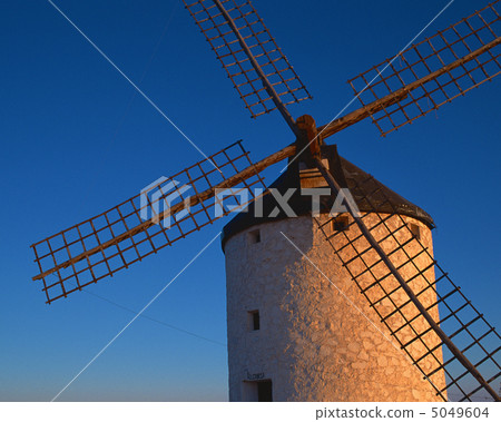 Spain light and shadows 5049604