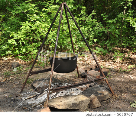 Cooking fish soup Cooking fish soup 5050767