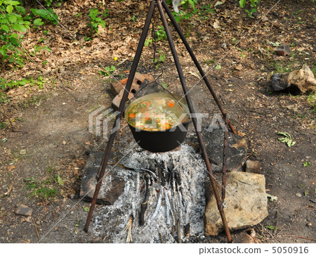 Cooking fish soup Cooking fish soup 5050916