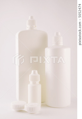 containers to care for lenses containers to care for lenses 5052474