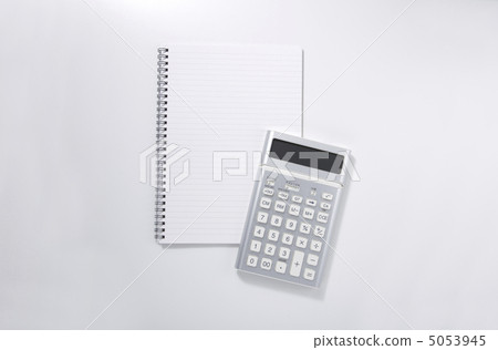 Calculator and notebook 5053945