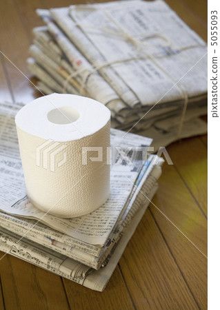Newspaper and toilet paper Newspaper and toilet paper 5055093