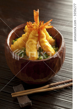 Bowl of rice and fried fish 5056277