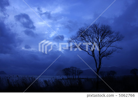 Lake Biwa sunset view 5062766