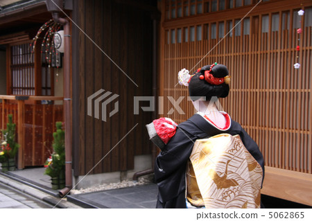 Maiko 5062865