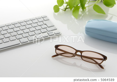 PC compatible glasses PC compatible glasses 5064589