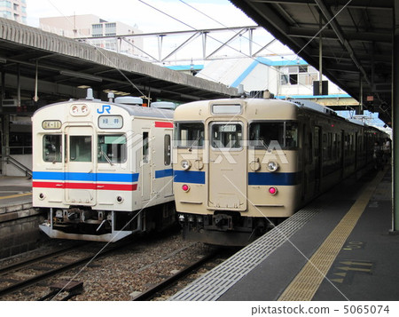 105系列113系列瀨戶內海色廣島 5065074