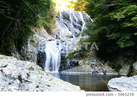 Shizuku Falls Shizuku Falls 5065239