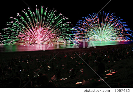 [三重縣]熊野煙花節海上自毀 5067485