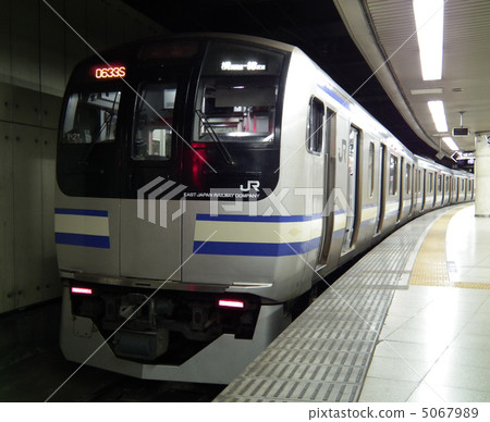 Yokosuka Sobu Quick Line E 217 Series Tokyo Station Yokosuka Sobu Quick Line E 217 Series Tokyo Station 5067989