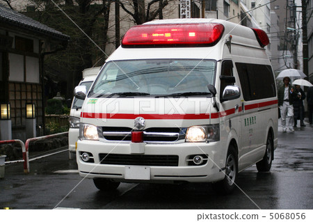 Ambulance in the rain Ambulance in the rain 5068056