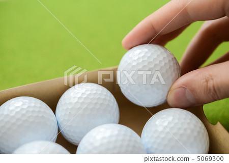 Take the golf ball Take the golf ball 5069300