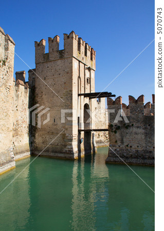 lombardia, garda, garuda 5070743