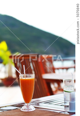 Beach patio 5070840