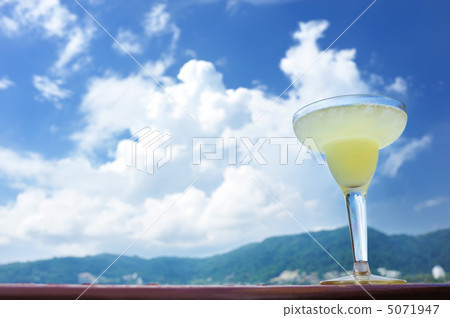 Margarita cocktail Margarita cocktail 5071947