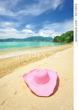 Beach Beach 5072052