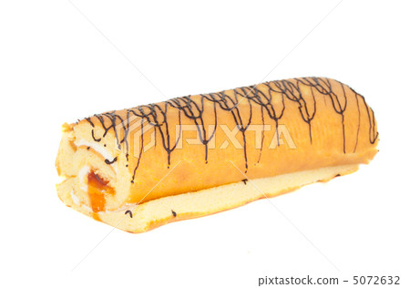 roll with cream isolated 5072632