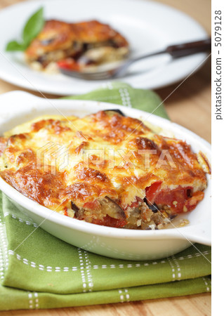 Aubergine gratin 5079128