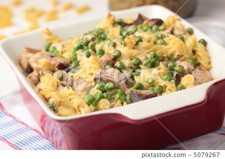 Tuna casserole 5079267