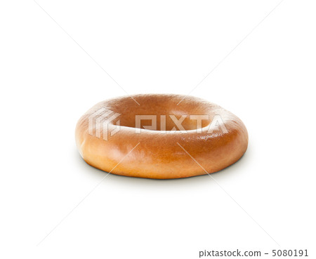 Fresh bagel isolated 5080191