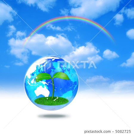 The natural environment that the earth encloses / the young leaves on the turf 5082725