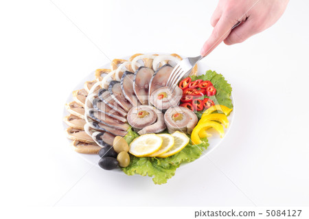 taste fresh fish on dish 5084127