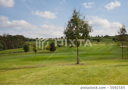 golf course against the blue sky 5092585