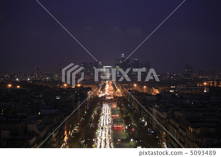 New Arc de Triomphe 5093489