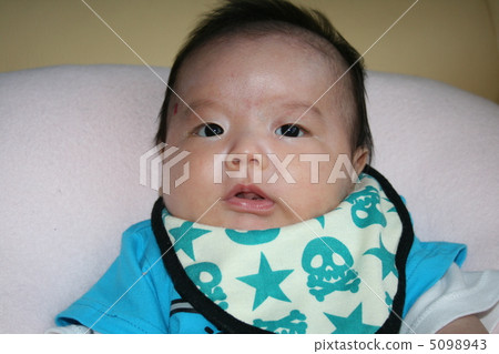 嬰兒 5098943
