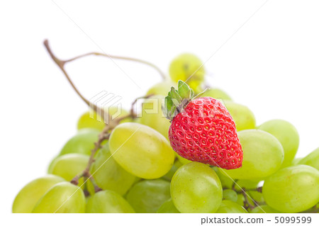 bunch of white grapes and strawberries isolated on white bunch of white grapes and strawberries isolated on white 5099599