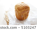 Plain bread  5103247