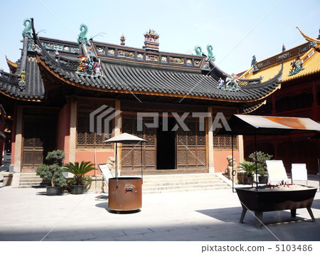 Shanghai Xin Hui Temple 5103486