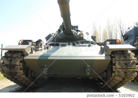 跑開！它被坦克擊碎！ 5103902