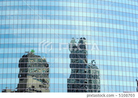 Building window reflected windows 5108703