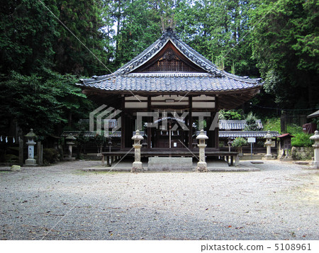 滋賀縣立美Sh神社 5108961