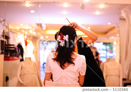 Dressing up of a bride Dressing up of a bride 5110360