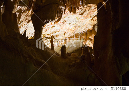 Cave Cave 5110880