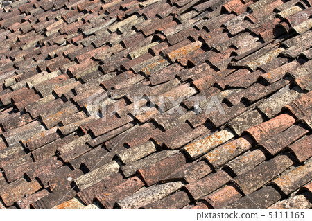tiled roof close-up tiled roof close-up 5111165