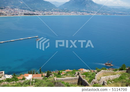 View of the Turkish city and port of Alanya 5114700